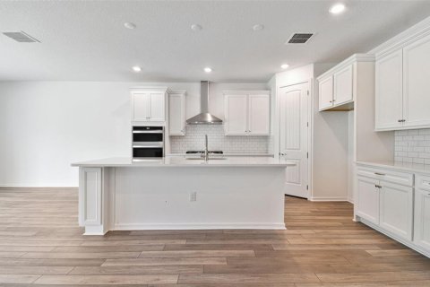 House in Riverview, Florida 4 bedrooms, 267.84 sq.m. № 1401816 - photo 4