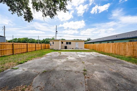 House in Orlando, Florida 3 bedrooms, 101.73 sq.m. № 1776645 - photo 28