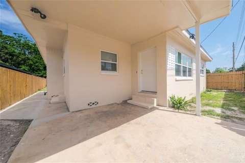 House in Orlando, Florida 3 bedrooms, 101.73 sq.m. № 1776645 - photo 11