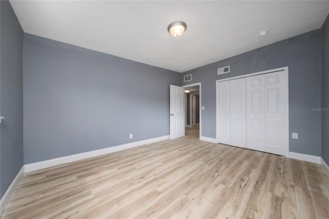 House in Orlando, Florida 3 bedrooms, 101.73 sq.m. № 1776645 - photo 20