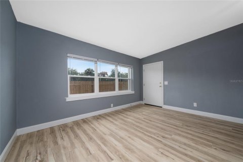 House in Orlando, Florida 3 bedrooms, 101.73 sq.m. № 1776645 - photo 12