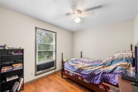 House in Ocala, Florida 3 bedrooms, 118.08 sq.m. № 2267367 - photo 11