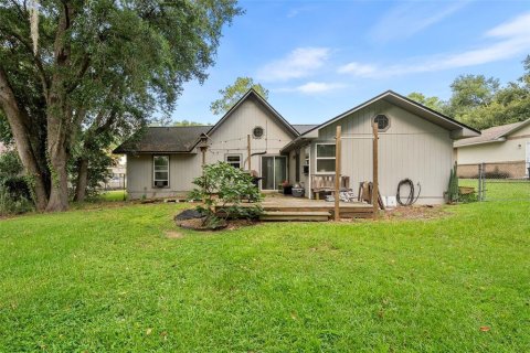 House in Ocala, Florida 3 bedrooms, 118.08 sq.m. № 2267367 - photo 14