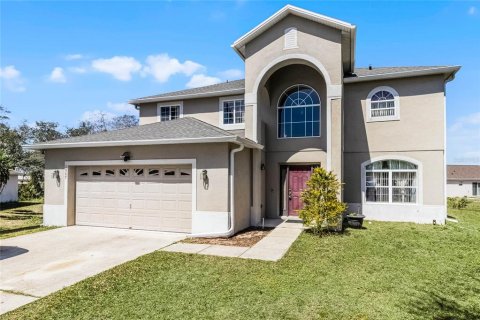 House in Kissimmee, Florida 4 bedrooms, 260.68 sq.m. № 2147871