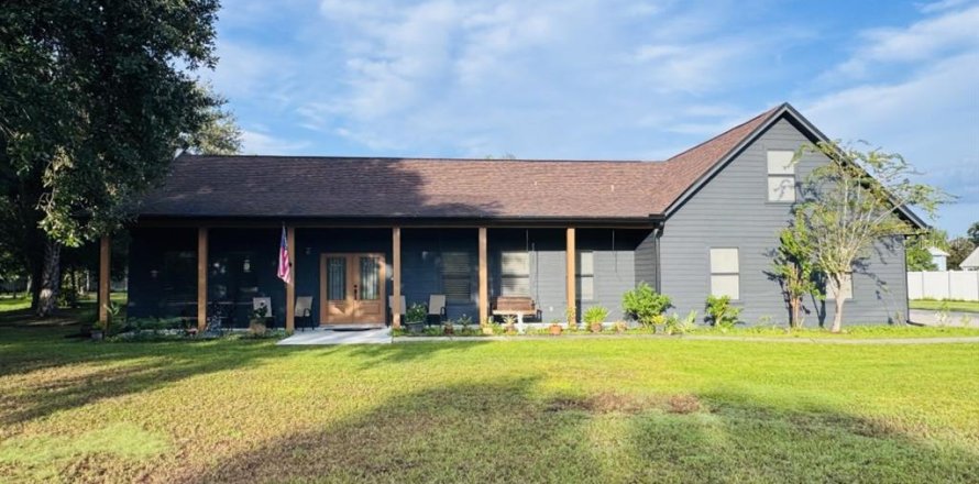 Villa ou maison à Chuluota, Floride 5 chambres, 319.96 m2 № 1907717