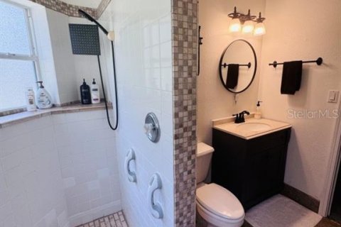 Villa ou maison à vendre à Chuluota, Floride: 5 chambres, 319.96 m2 № 1907717 - photo 28