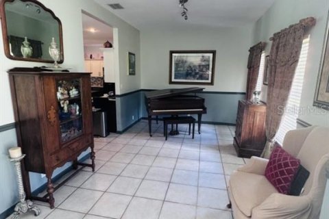 Villa ou maison à vendre à Chuluota, Floride: 5 chambres, 319.96 m2 № 1907717 - photo 8