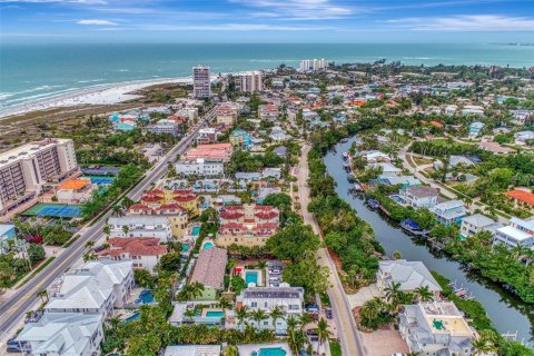 Condo in Sarasota, Florida, 2 bedrooms  № 1106012 - photo 7