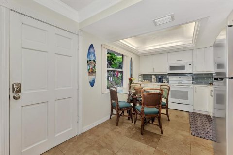 Condo in Sarasota, Florida, 2 bedrooms  № 1106012 - photo 15