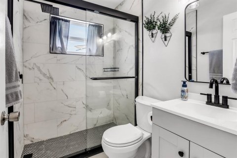Купить виллу или дом в Ларго, Флорида 7 комнат, 119.47м2, № 2358804 - фото 25