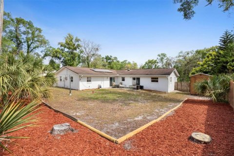 Villa ou maison à vendre à Altamonte Springs, Floride: 4 chambres, 193.79 m2 № 1656728 - photo 24