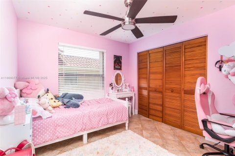 Купить виллу или дом в Корал-Спрингс, Флорида 4 спальни, 167.6м2, № 1926859 - фото 13