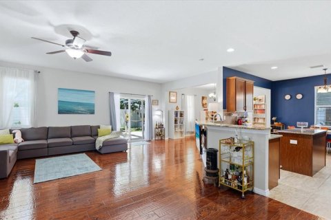 Villa ou maison à vendre à Sarasota, Floride: 4 chambres, 209.49 m2 № 2125091 - photo 2