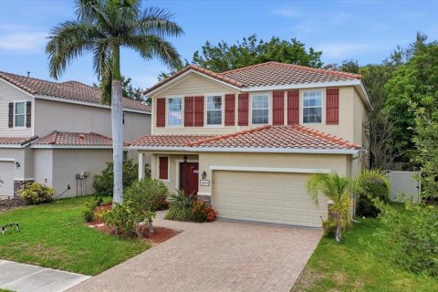 House in Sarasota, Florida 4 bedrooms, 209.49 sq.m. № 2125091