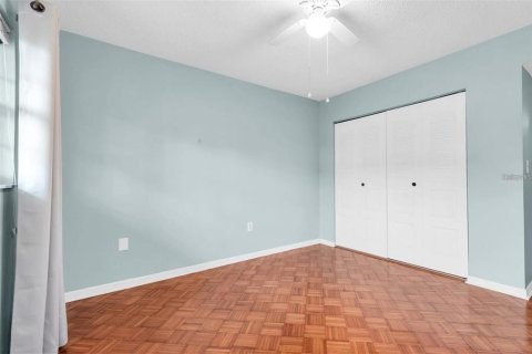 Condo in Dunedin, Florida, 2 bedrooms  № 1824778 - photo 18