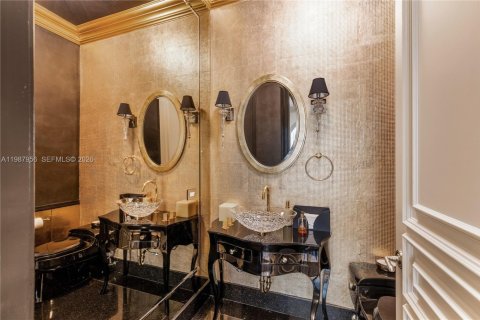 Купить виллу или дом в Корал-Гейблс, Флорида 9 спален, 928.74м2, № 2050617 - фото 26
