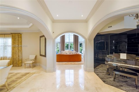 Купить виллу или дом в Корал-Гейблс, Флорида 9 спален, 928.74м2, № 2050617 - фото 6