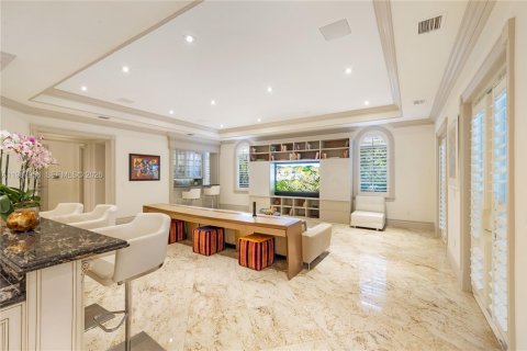 Купить виллу или дом в Корал-Гейблс, Флорида 9 спален, 928.74м2, № 2050617 - фото 14
