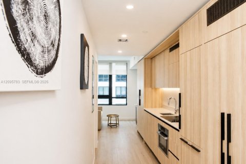 Condo in Miami, Florida  № 2385294 - photo 3