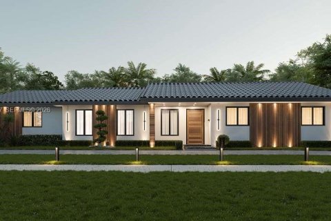 House in Palmetto Bay, Florida 6 bedrooms, 322.09 sq.m. № 1953380 - photo 22