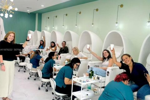 Купить коммерческую недвижимость в Купер-Сити, Флорида № 2041880 - фото 3