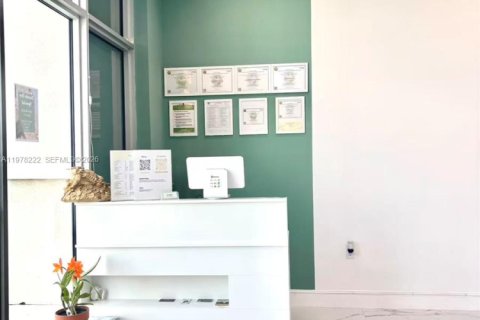 Купить коммерческую недвижимость в Купер-Сити, Флорида № 2041880 - фото 5