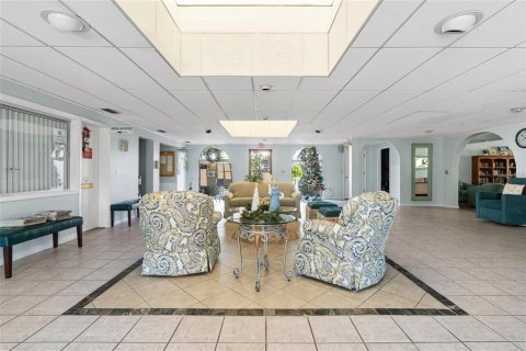Villa ou maison à vendre à Clearwater, Floride: 2 chambres, 106.84 m2 № 2094204 - photo 25