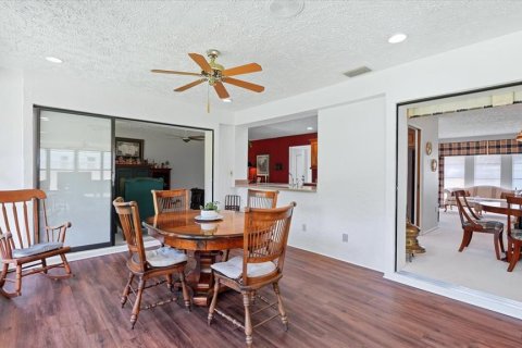 House in Bradenton, Florida 3 bedrooms, 198.81 sq.m. № 2235432 - photo 28