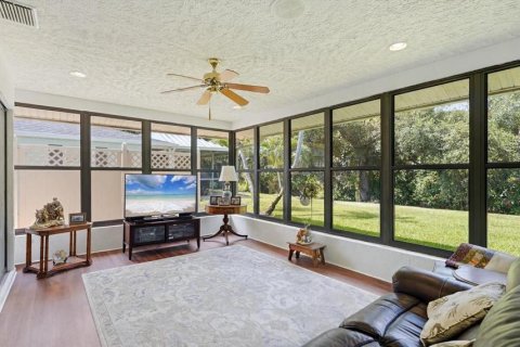 House in Bradenton, Florida 3 bedrooms, 198.81 sq.m. № 2235432 - photo 30