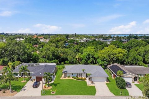 House in Bradenton, Florida 3 bedrooms, 198.81 sq.m. № 2235432 - photo 7