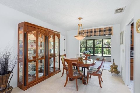 House in Bradenton, Florida 3 bedrooms, 198.81 sq.m. № 2235432 - photo 16