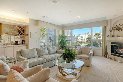 Condominio en alquiler en Longboat Key, Florida, 3 dormitorios, 222.41 m2 № 1918144 - foto 9