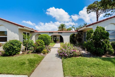 Condo in Sarasota, Florida, 2 bedrooms № 2122883
