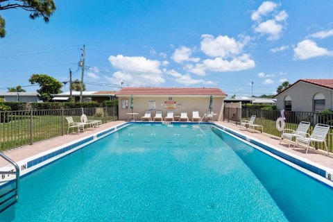 Copropriété à vendre à Sarasota, Floride: 2 chambres, 93.65 m2 № 2122883 - photo 24