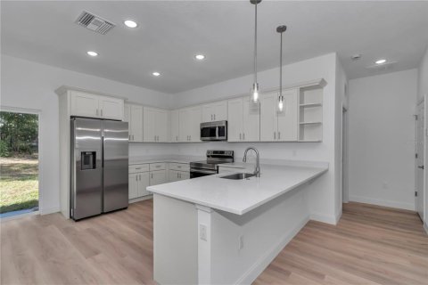 Casa en venta en Citrus Springs, Florida, 3 dormitorios, 132.57 m2 № 2384102 - foto 25