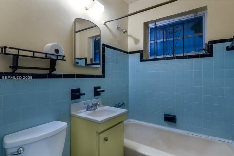 Villa ou maison à vendre à Miami Gardens, Floride: 3 chambres, 85.01 m2 № 2089577 - photo 12