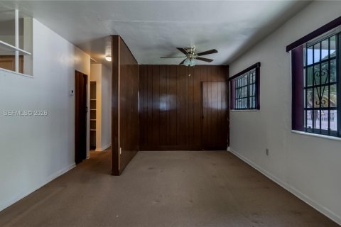 Villa ou maison à vendre à Miami Gardens, Floride: 3 chambres, 85.01 m2 № 2089577 - photo 4