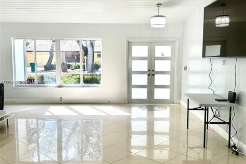 Villa ou maison à vendre à Miami Lakes, Floride: 4 chambres, 327.76 m2 № 1955398 - photo 7