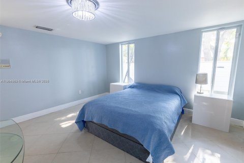 Villa ou maison à vendre à Miami Lakes, Floride: 4 chambres, 327.76 m2 № 1955398 - photo 14