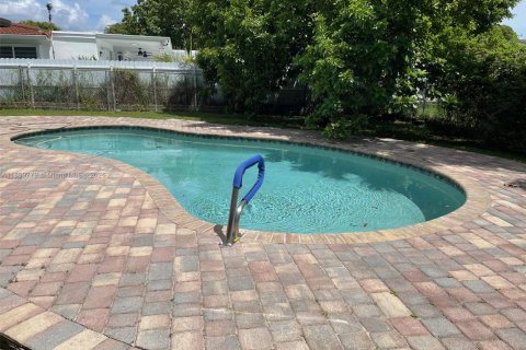 Купить виллу или дом в Майами, Флорида 4 спальни, 170.57м2, № 1954006 - фото 30