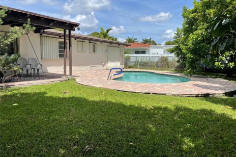 Купить виллу или дом в Майами, Флорида 4 спальни, 170.57м2, № 1954006 - фото 25