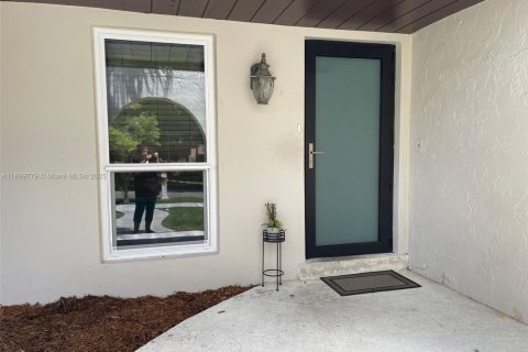 Купить виллу или дом в Майами, Флорида 4 спальни, 170.57м2, № 1954006 - фото 6