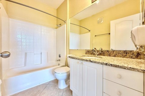 Copropriété à louer à Clearwater, Floride: 2 chambres, 114.27 m2 № 2107121 - photo 10