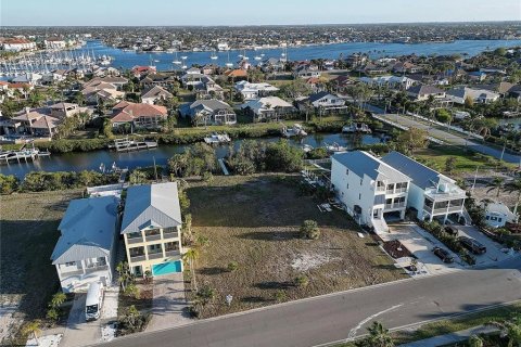 Terreno en venta en Apollo Beach, Florida № 1905598 - foto 12