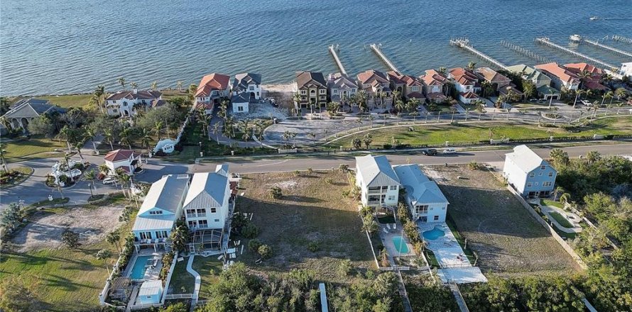 Terreno en Apollo Beach, Florida № 1905598