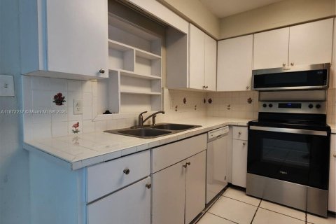 Villa ou maison à louer à Lighthouse Point, Floride: 3 chambres № 1926277 - photo 26