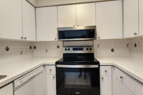 Villa ou maison à louer à Lighthouse Point, Floride: 3 chambres № 1926277 - photo 30