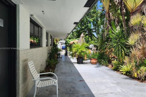 Villa ou maison à louer à Lighthouse Point, Floride: 3 chambres № 1926277 - photo 6