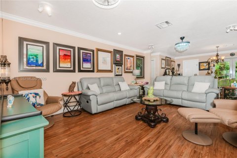 Villa ou maison à vendre à Plantation, Floride: 4 chambres, 205.31 m2 № 2432230 - photo 14