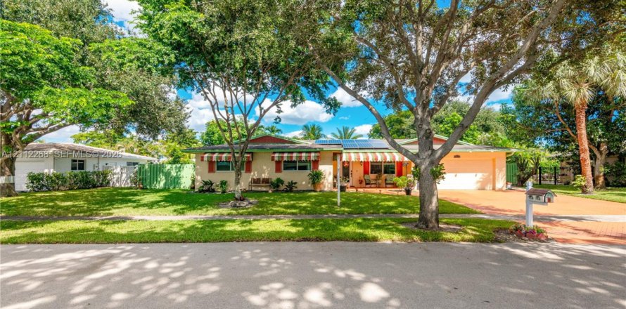 Villa ou maison à Plantation, Floride 4 chambres, 205.31 m2 № 2432230
